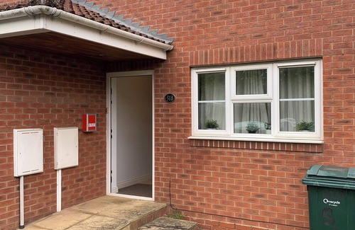 Acresford Casa | Coventry Charm - Spacious 3 Bedroom House