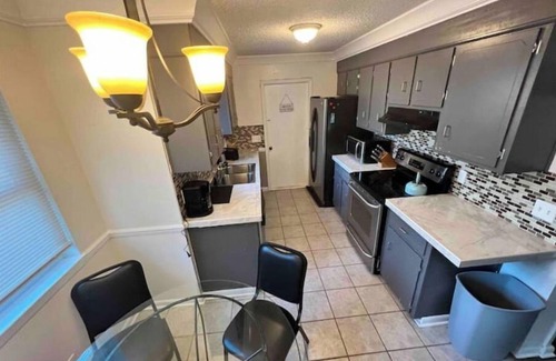 Northwest Pensacola Casa | CoVeraBnB- Helping YOU find Relaxation