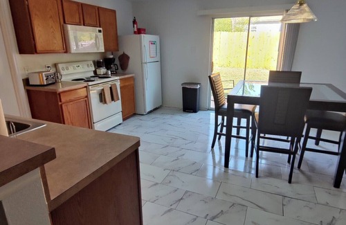 Dallas Casa | Covered in blessings,Charming 3-bedroom house with WiFi, AC in enchanting