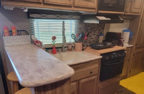 Port Bolivar Alquiler De RV | Covered RV Beach Getaway