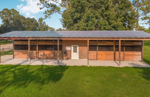 Fairhope Alquiler De RV | Covered RV LOT on a Private Ranch! + Utility Hookups + Amenities!