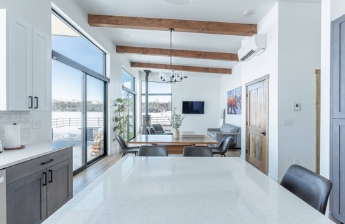 Whitefish Cabina | Cow Creek Cabin Guesthouse, Whitefish Mt