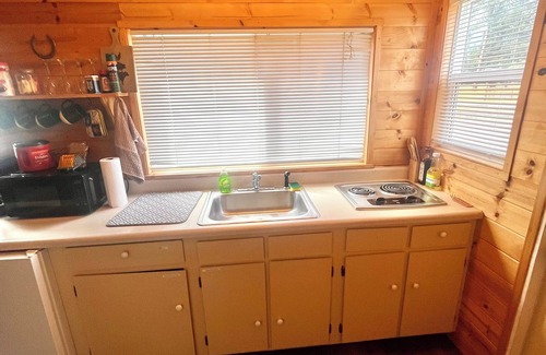 Chiloquin Cabina | Cowboy Cabin #2 on a working cattle ranch very close to Crater Lake