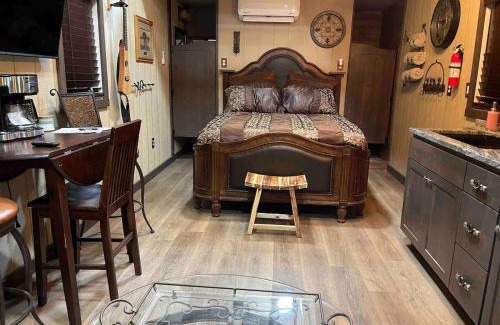 Fredonia Chalet De Esquí | Cowboy Cabin at The Wild West 40 Homestead