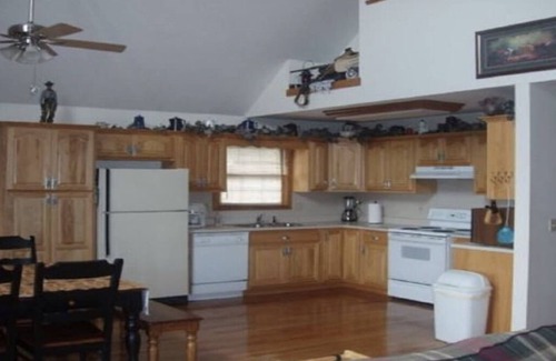 Byrdstown Casa | Cowboy Inn-Spacious Dale Hollow Lake House