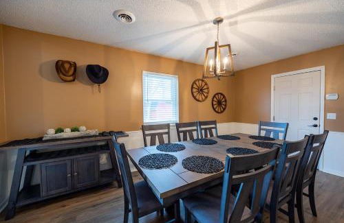Springdale Casa | Cowboy Retreat: Experience the Wild West