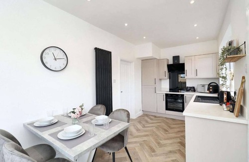 Billingham Casa | Cowpen Lodge Stylish home in Billingham