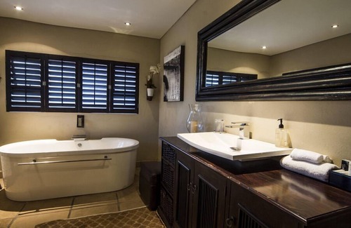 Umhlanga Cama Y Desayuno | Cowrie Cove Guest House