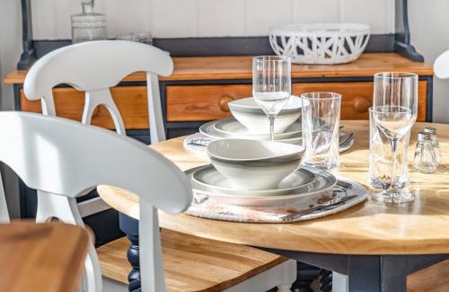 Whitland Casa | Cowshed 1 - Uk35456