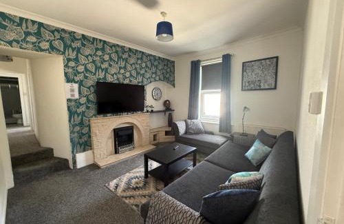 Gateshead Apartamento | Coxon - 5 Bdrm 6 beds Perfect 4 contractor