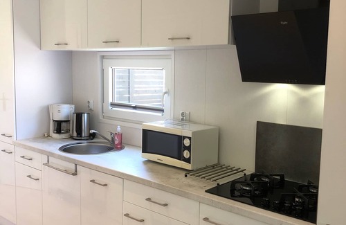 Camperduin Chalet De Esquí | Acogedora y nueva casa de verano a 5 minutos a pie de la playa y del mar.