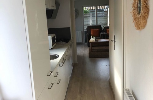 Camperduin Chalet De Esquí | Acogedora y nueva casa de verano a 5 minutos a pie de la playa y del mar.