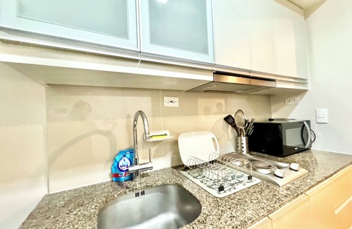 Bonifacio Global City Condominio | Cozi Uptown Executive Suite BGC