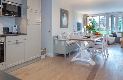 Keitum Apartamento | Coziness in its most beautiful form, Ellerweih in the captain's village of Keitum.