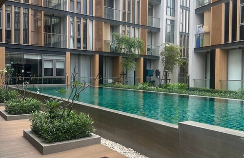 Wang Thonglang Condominio | Cozy 1-bedYour Urban Escape: U-Charoen, Town in Town