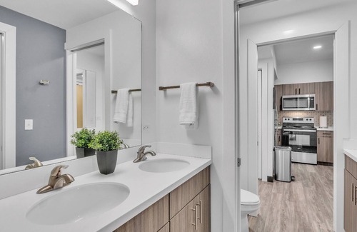 Zephyrhills West Apartamento | Cozy 1 BDR Condo with access to Pickleball, Padel, Tennis, Wellness Center and nearby Golf!