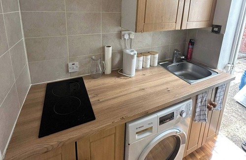 Cranford Apartamento | Cozy 1 Bed Apt Sleeps 4 with Garden Views