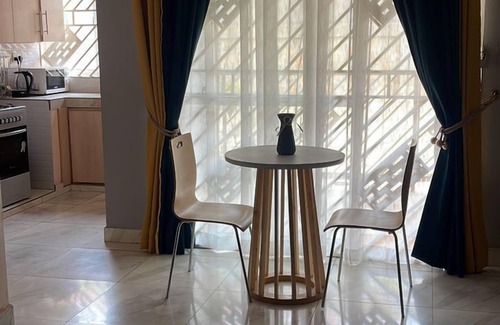 Kireka Apartamento | Cozy 1-Bed Apt with Pool & Gym in Najjera 2