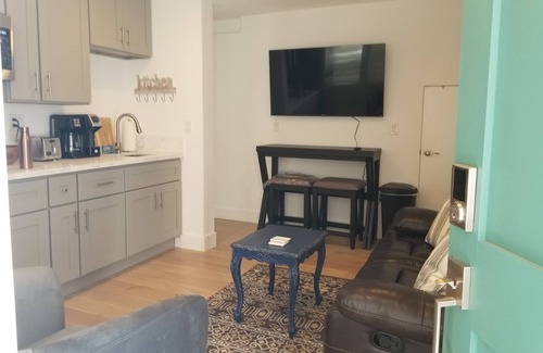 Port Hueneme Casa | Cozy 1-Bed near Silver Strand Beach