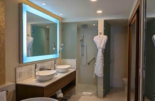 Chulavista Complejo | Cozy 1-bedroom in San José del Cabo with spa, gym, lazy river, and infinity pool