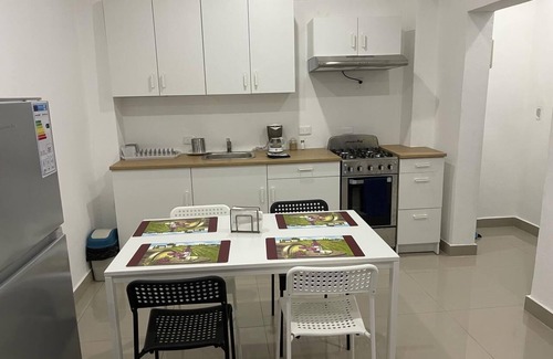 Monte Plata Apartamento | Cozy 1-bedroom apartment in charming Monte Plata with AC and more