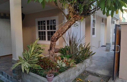 Georgetown Apartamento | Cozy 1-bedroom apartment with AC, WiFi kitchen in the Capital City, Georgetown