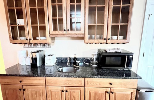 Chantilly Apartamento | Cozy 1-bedroom apartment in fantastic Chantilly/Aldie area close to IAD airport
