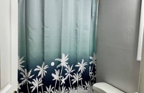 Hartford Apartamento | Cozy 1-bedroom apartment in awesome Hartford with fitness room, WiFi