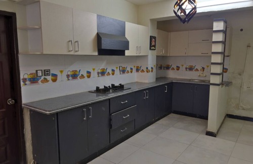 Karachi Apartamento | Cozy 1-bedroom apartment in charming Karachi Seaview Clifton