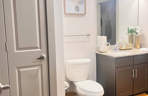Morningside-Lenox Park Apartamento | Cozy 1-bedroom apartment in marvelous Atlanta with WiFi, AC
