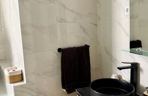 Guarda Apartamento | Cozy 1-bedroom apartment with AC, WiFi in welcoming Guarda