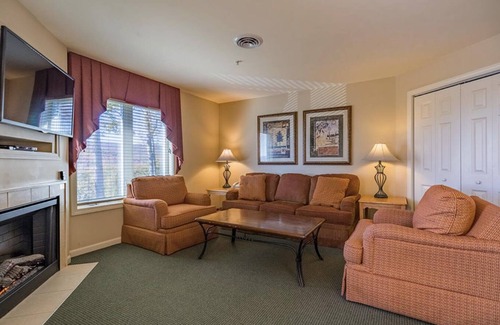 Williamstown Complejo | Cozy 1-bedroom at a New England style resort in the Berkshire mountains