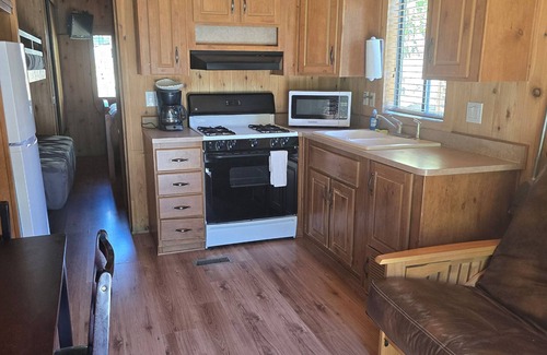 Winters Cabina | Cozy 1-bedroom Cabin on Putah Creek-Cottage 66