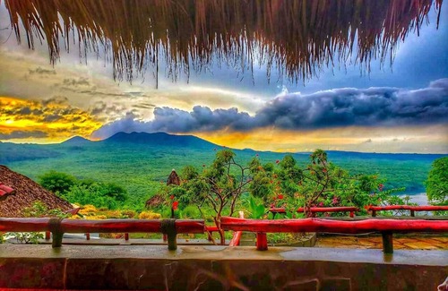 Nandasmo Cabina | Cozy 1-bedroom Casita w/ AC, WiFi in fabulous Hacienda Puerta del Cielo Ecolodge