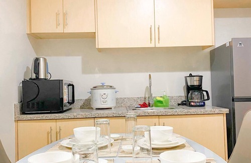 Pio del Pilar Condominio | Cozy 1-bedroom condo in beautiful Makati with WiFi, Gym, Game room, Netflix