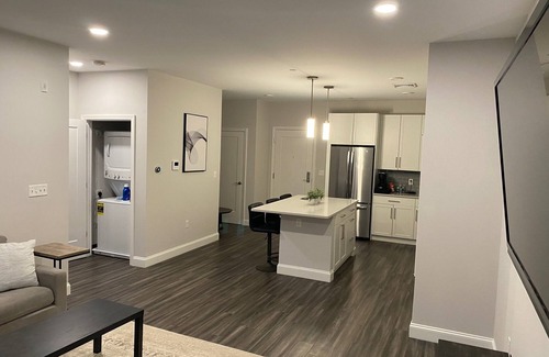 Reading Condominio | Cozy 1-bedroom Condo in Downtown Reading, MA