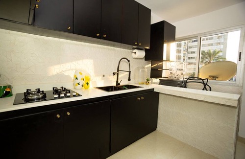 Presidence Apartamento | Cozy 1-bedroom flat in downtown Plateau-Abidjan, where nature and serenity meet.