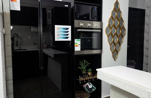 Presidence Apartamento | Cozy 1-bedroom flat in downtown Plateau-Abidjan, where nature and serenity meet.