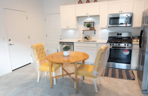 Avondale Apartamento | Bright Private Apt – Near Raceway & Sports!