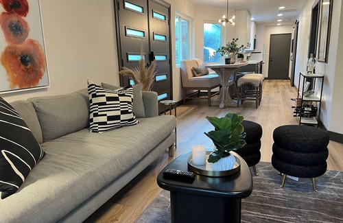 Redlands Condominio | Cozy 1-bedroom guest house in enjoyable Redlands with AC, WiFi, outdoor patio.