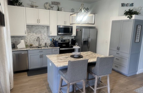 Braden River Casa | Cozy 1-bedroom house with AC and WiFi in adorable Sarasota on a 5 acre property