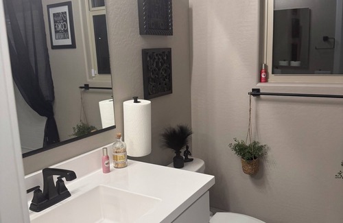 Buckeye Casa | Cozy 1-bedroom in Buckeye/Verrado with WiFi, AC nConvenient freeway access