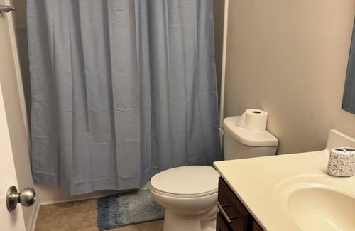 Clover Casa | Cozy 1-bedroom in charming Clover with fitness room, WiFi. Shared home.