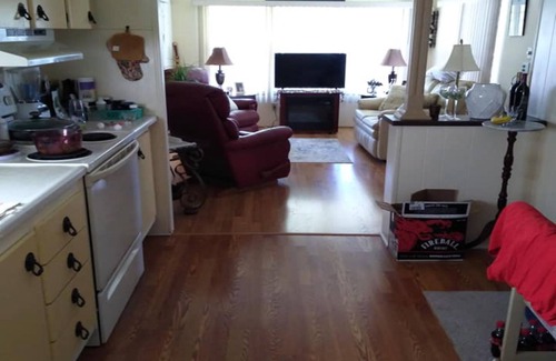 Palmetto Casa | Cozy 1-bedroom mobile home on rim canal with dock, Palmetto Fla.