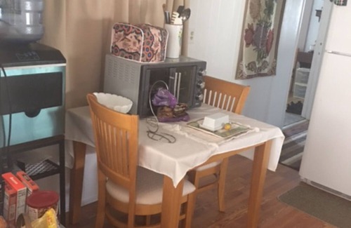 Palmetto Casa | Cozy 1-bedroom mobile home on rim canal with dock, Palmetto Fla.