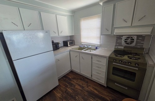 Palmetto Casa | Cozy 1-bedroom mobile home on the water with WiFi, AC in wonderful Palmetto.