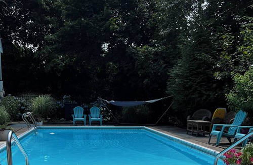 Andover Apartamento | Cozy 1 bedroom unit in private home in residential neighborhood.