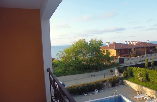Ravna Gora Apartamento | Cozy 1-bedroom with AC and WiFi in charming Sozopol
