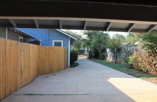 Nacogdoches Apartamento | Cozy 1-bedroom with AC and WiFi in charming Nacogdoches