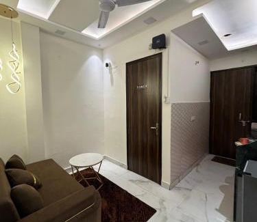 Rohini Apartamento | Cozy 1 BHK Condo with amenities